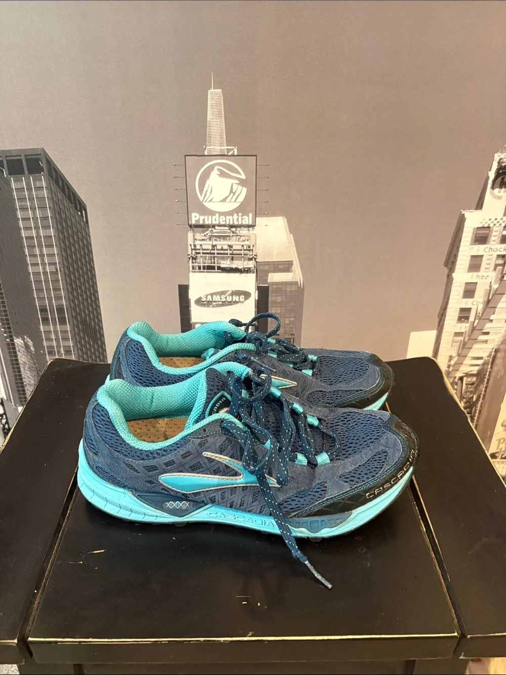 Brooks womens Navy and Aqua Trail Running Sneakers